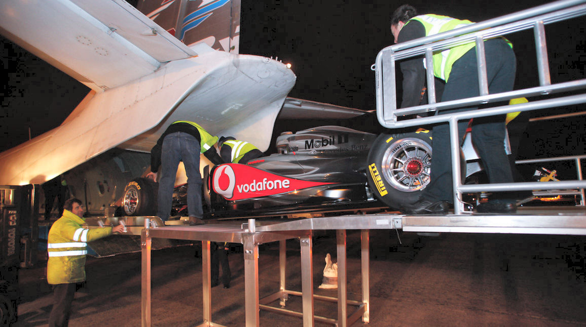 Unloading an F1 car